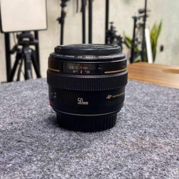 لنز دست دوم Canon EF 50mm f/1.4 USM Lens (جعبه دارد)