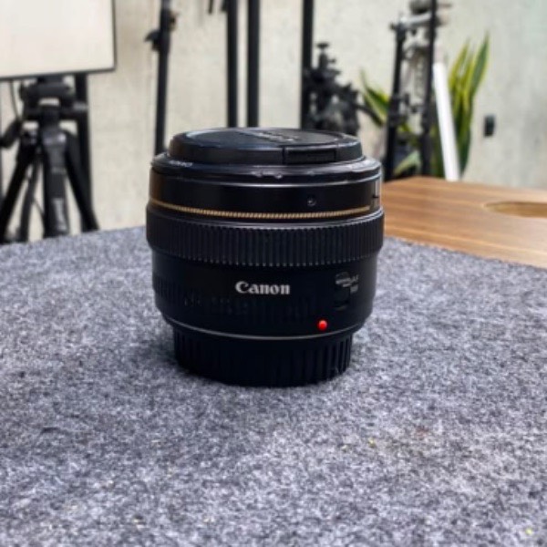 لنز دست دوم Canon EF 50mm f/1.4 USM Lens (جعبه دارد)