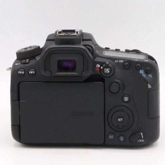 دوربین دست دوم عکاسی کانن Canon EOS 90D DSLR kit 18-55mm STM (10000 شات)