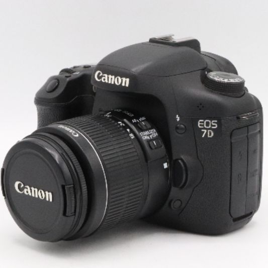 دوربین دست دوم عکاسی کانن Canon EOS 7D  Kit 18-55 mm f/3.5-5.6 IS STM (16000 شات)