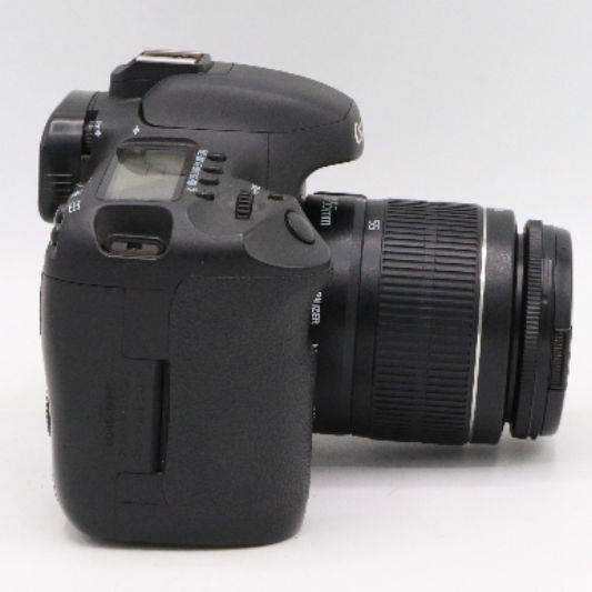 دوربین دست دوم عکاسی کانن Canon EOS 7D  Kit 18-55 mm f/3.5-5.6 IS STM (16000 شات)