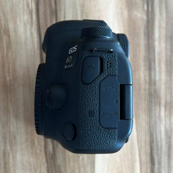 دوربین دست دوم عکاسی کانن Canon EOS 6D Mark II DSLR Camera Body (5000 شات)