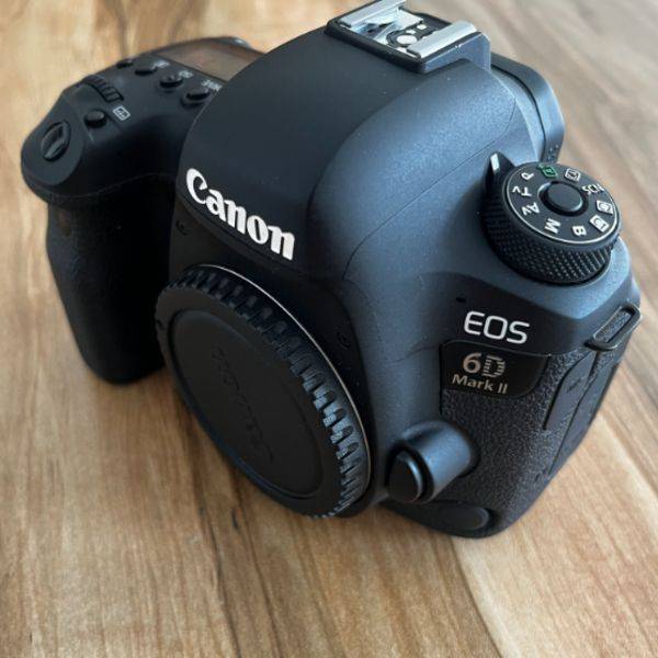 دوربین دست دوم عکاسی کانن Canon EOS 6D Mark II DSLR Camera Body (5000 شات)