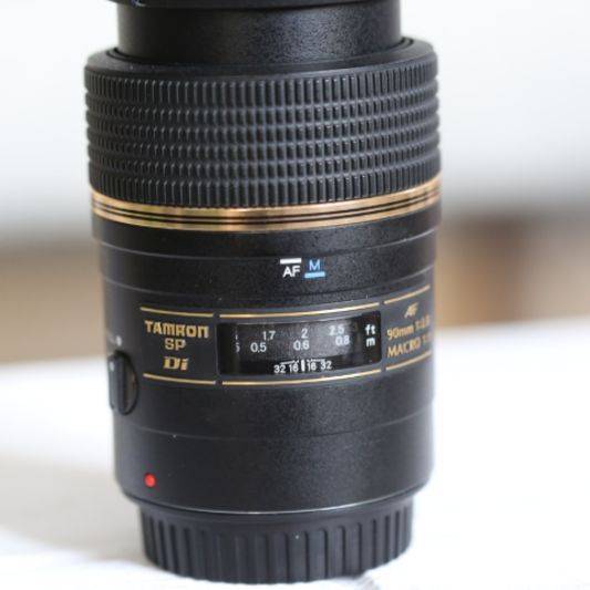 لنز دست دوم لنز ماکرو تامرون Tamron 90mm f2.8 macro For Canon (جعبه ندارد)