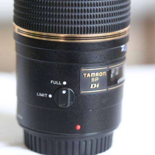 لنز دست دوم لنز ماکرو تامرون Tamron 90mm f2.8 macro For Canon (جعبه ندارد)