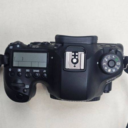 دوربین دست دوم کانن canon 6D Mark II  EF 24-105 F/4 L IS II USM (11100 شات)