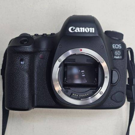 دوربین دست دوم کانن canon 6D Mark II  EF 24-105 F/4 L IS II USM (11100 شات)