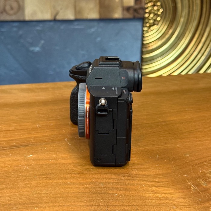 دوربین دست دوم بدون آینه سونی Sony Alpha a7R IV body (300000 شات)