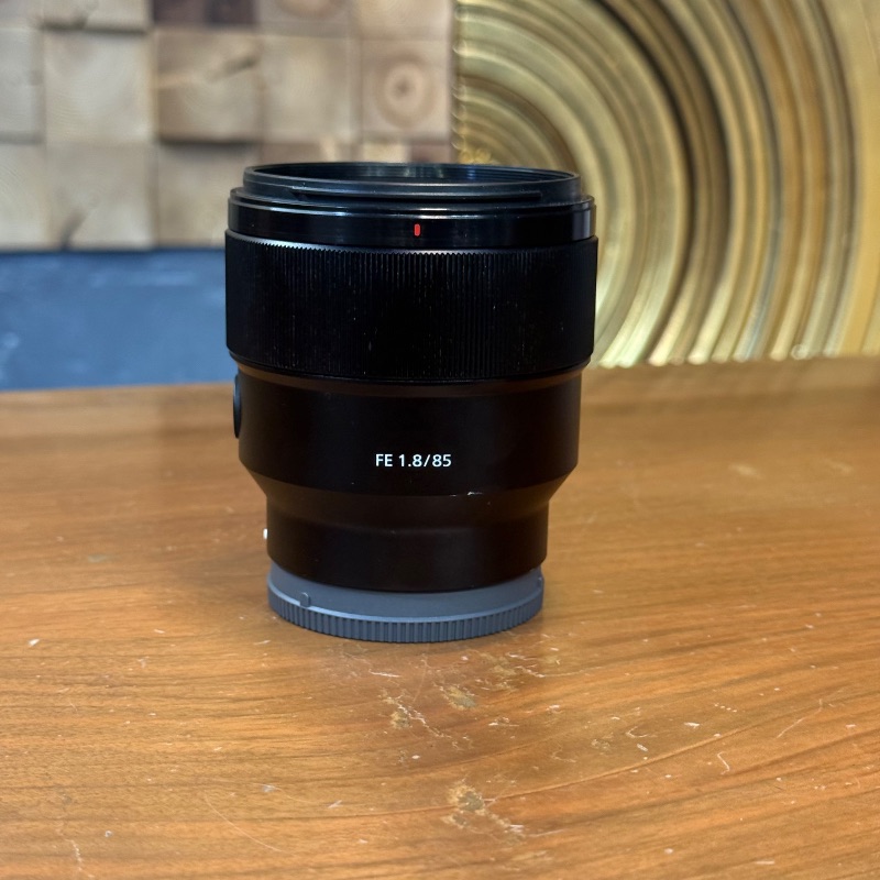 لنز دست دوم سونی Sony FE 85mm f/1.8 Lens (جعبه دارد)