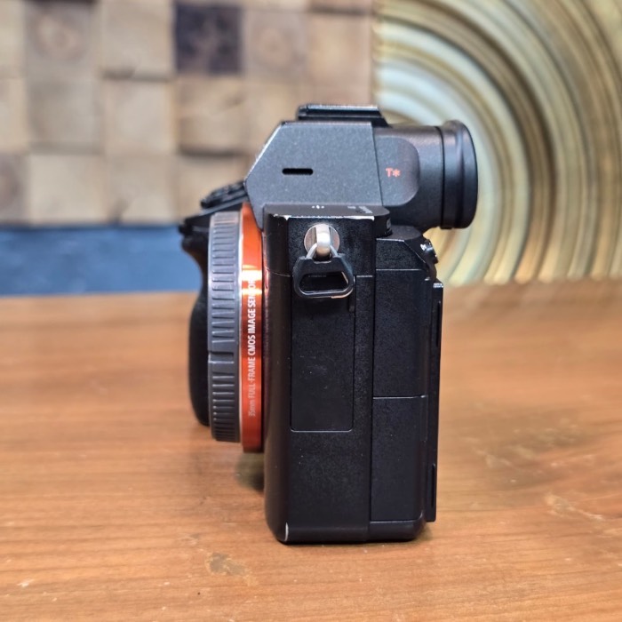 دوربین دست دوم بدون آینه سونی Sony a7R III Mirrorless Camera (67000 شات)