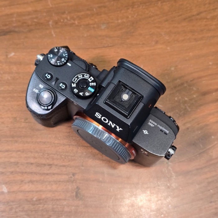 دوربین دست دوم بدون آینه سونی Sony a7R III Mirrorless Camera (67000 شات)