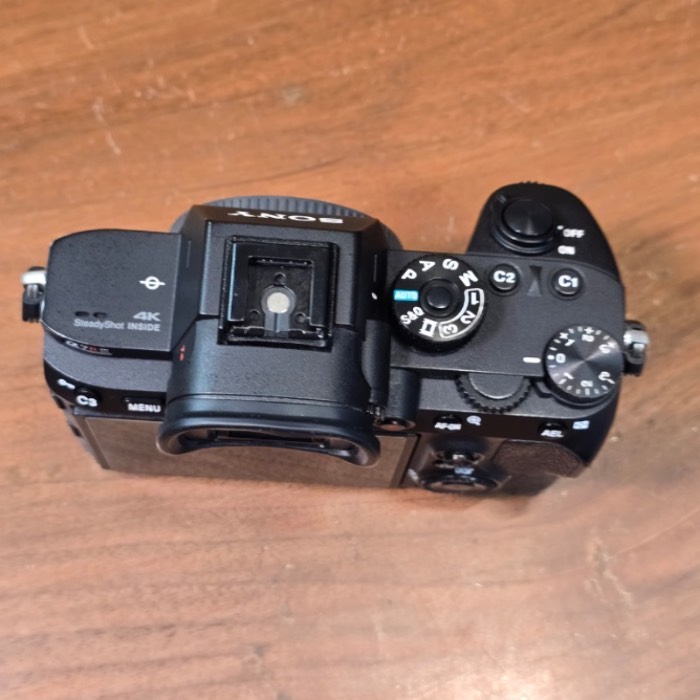 دوربین دست دوم بدون آینه سونی Sony a7R III Mirrorless Camera (67000 شات)