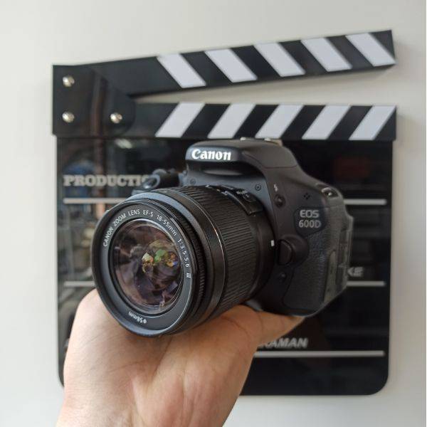دوربین دست دوم عکاسی کانن Canon EOS 600D Kit 18-55 mm IS III (6000 شات)