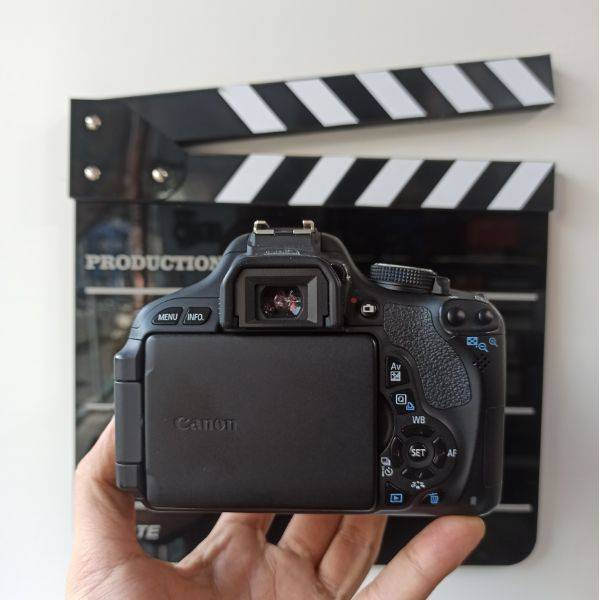 دوربین دست دوم عکاسی کانن Canon EOS 600D Kit 18-55 mm IS III (6000 شات)