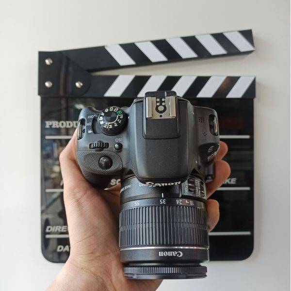 دوربین عکاسی کانن دست دوم Canon EOS 100D Kit 18-55mm IS II f/3.5-5.6  (10000 شات)
