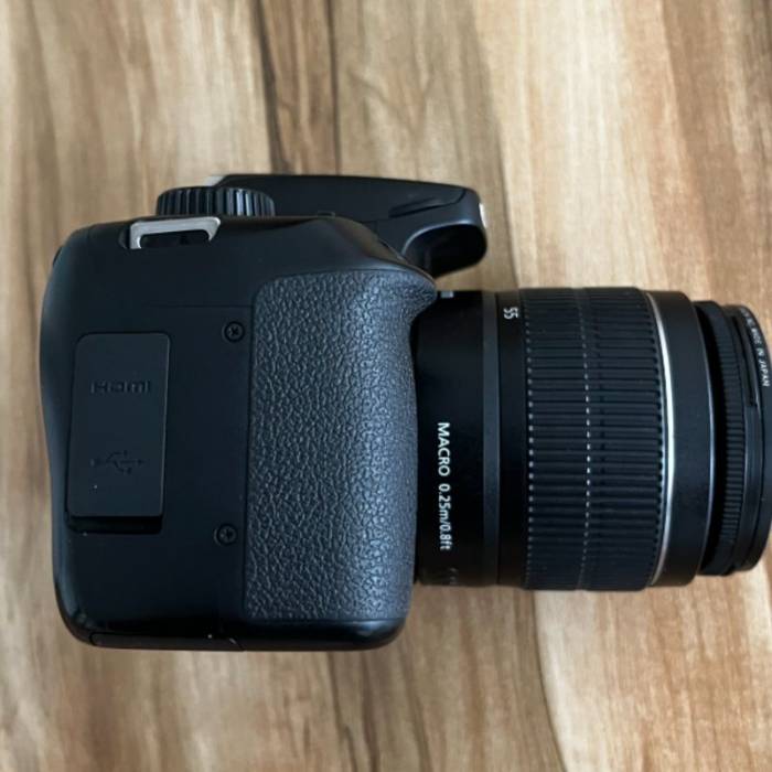 دوربین دست دوم عکاسی کانن Canon EOS 4000D Kit EF-S 18-55mm III (4000 شات)