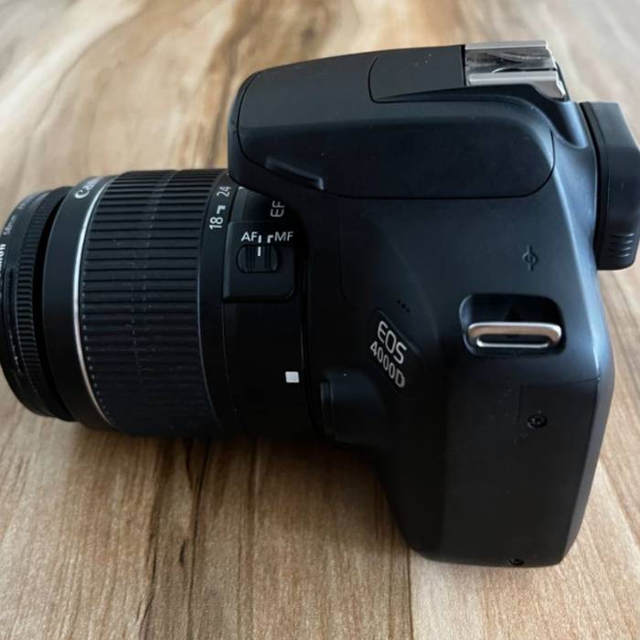 دوربین دست دوم عکاسی کانن Canon EOS 4000D Kit EF-S 18-55mm III (4000 شات)