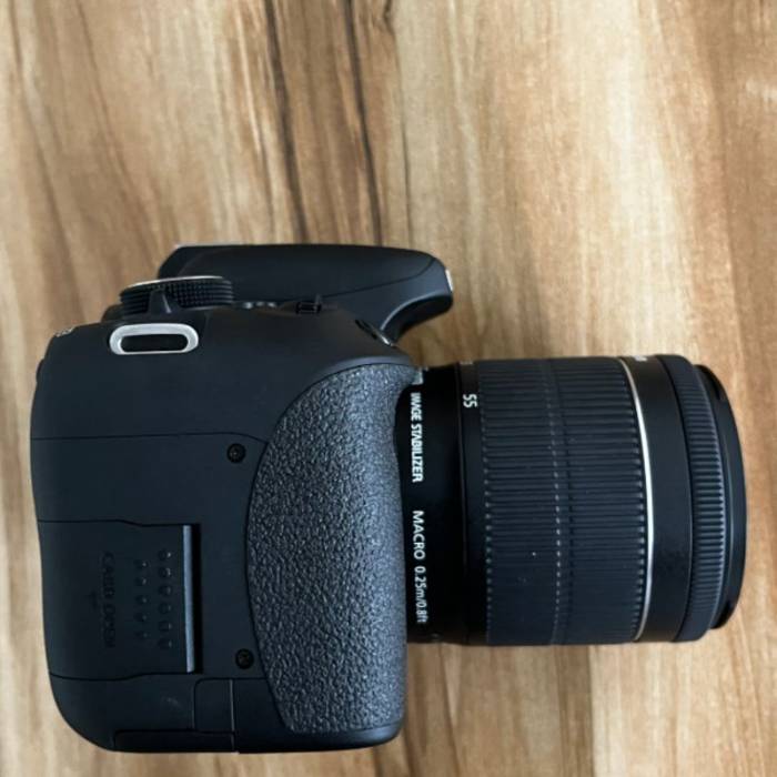 دوربین دست دوم عکاسی کانن Canon EOS 750D Kit 18-55mm f/3.5-5.6 IS STM (400 شات)
