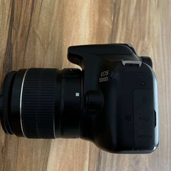 دوربین دست دوم عکاسی کانن Canon EOS 1300D Kit 18-55mm f/3.5-5.6 III (9000 شات)