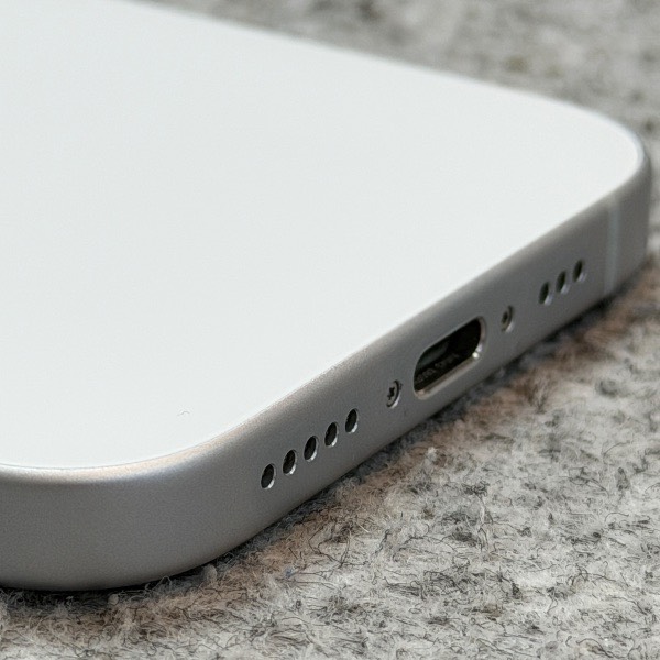 گوشی موبایل آیفون دست دوم iPhone 15Normal 128GB CH/A