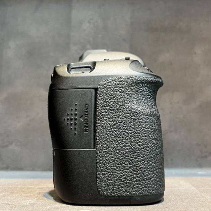 دوربین دست دوم عکاسی کانن Canon EOS 6D Body (5000 شات)