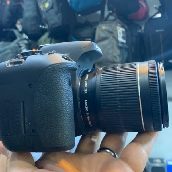 دوربین دست دوم عکاسی کانن Canon EOS 750D Kit 18-55mm f/3.5-5.6 IS STM