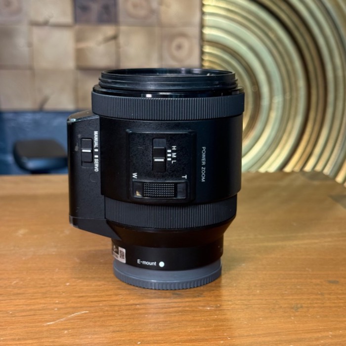 لنز دست دوم سونی Sony E 18-200mm f/3.5-6.3 OSS Lens (جعبه ندارد)