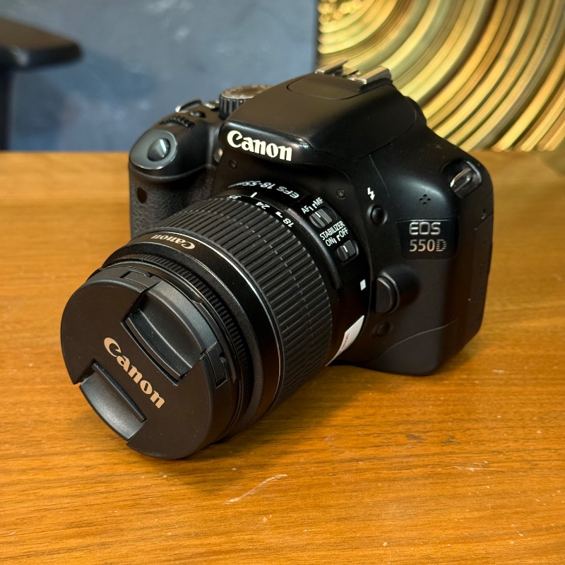 دوربین عکاسی کانن دست دوم Canon EOS 550D Kit 18-55mm f/3.5-5.6 III (15000 شات)