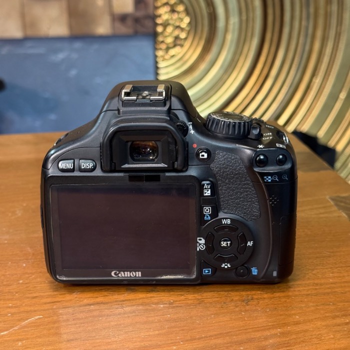 دوربین عکاسی کانن دست دوم Canon EOS 550D Kit 18-55mm f/3.5-5.6 III (15000 شات)