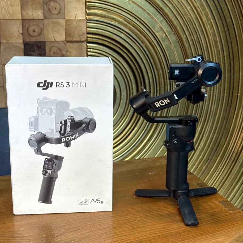 گیمبال دوربین دی جی آی DJI RS 3 Mini Gimbal Stabilizer (جعبه دارد )