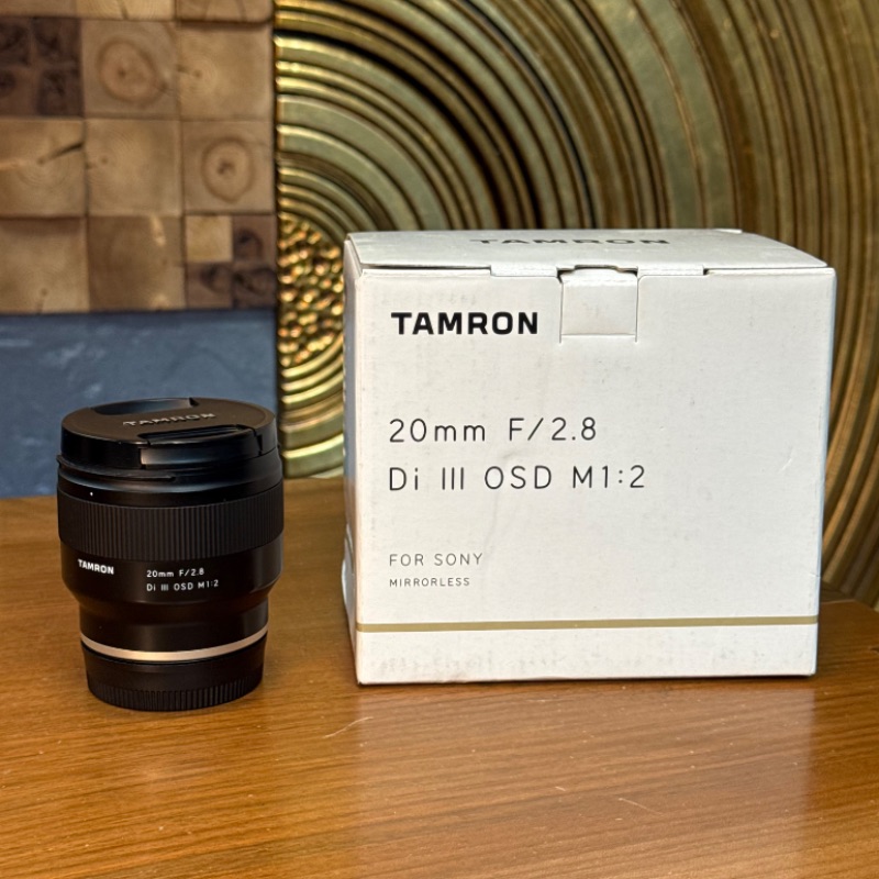 لنز تامرون دست دوم Tamron 20mm f/2.8 Di III OSD M 1:2 for Sony E (جعبه دارد)