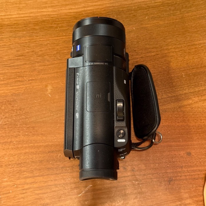 دوربین دست دوم دوربین تصویربرداری Sony FDR-AX100 (0 شات)