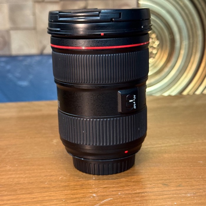 لنز دست دوم Canon EF 24-70mm f/2.8L II USM (جعبه دارد)