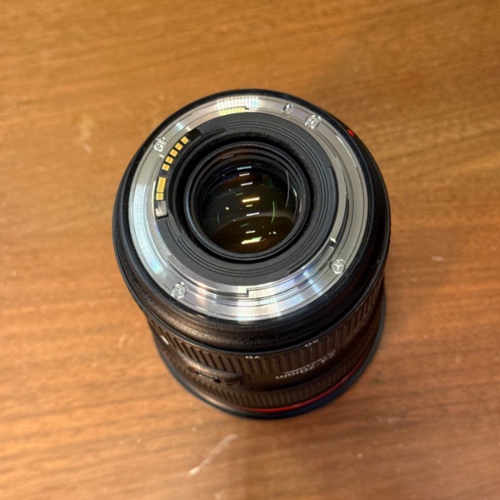 لنز دست دوم Canon EF 24-70mm f/2.8L II USM (جعبه دارد)
