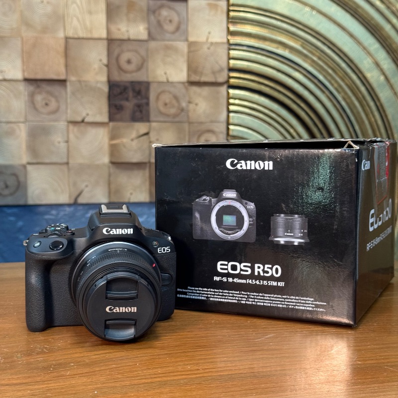 دوربین کانن دست دوم Canon EOS R50 Kit RF-S 18-45mm f/4.5-6.3 IS STM (1000 شات)