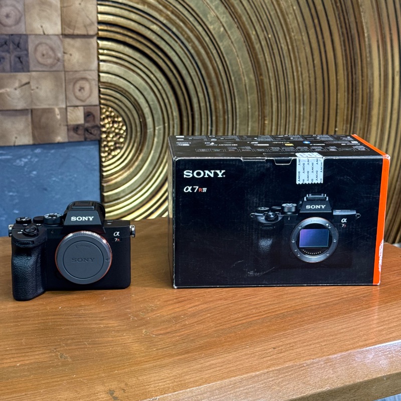 دوربین سونی دست دوم Sony Alpha a7R IV body (1900 شات)