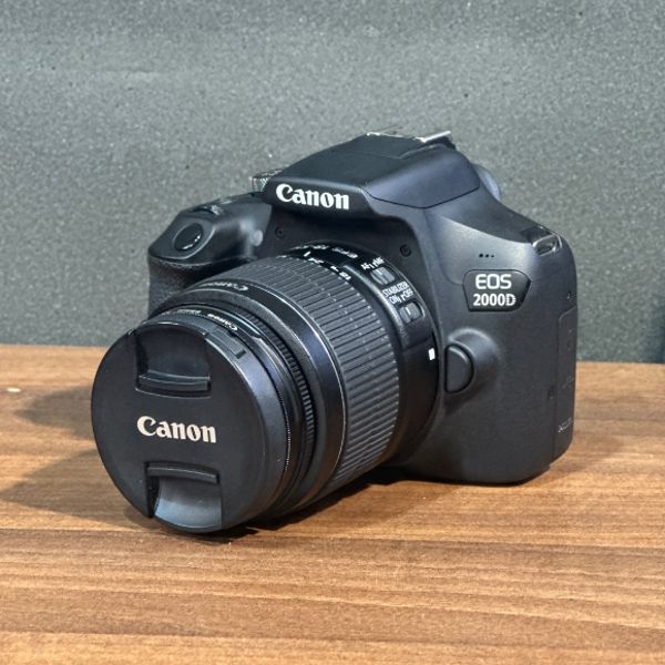 دوربین دست دوم Canon EOS 2000D kit EF-S 18-55mm IS II (1600 شات)