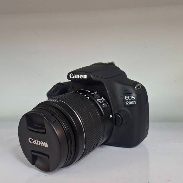 دوربین دست دوم دوربین عکاسی کانن Canon EOS 1200D ‌Kit 18-55mm f/3.5-5.6 II (6000 شات)