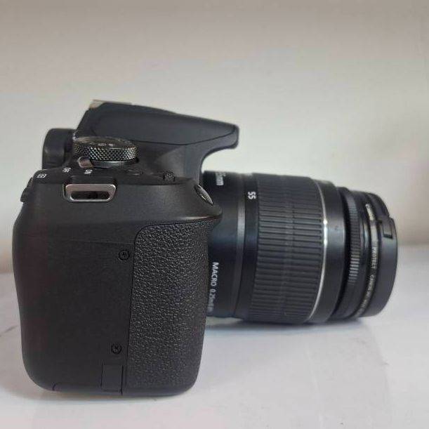 دوربین کانن دست دوم Canon EOS 2000D kit EF-S 18-55mm III (26000 شات)