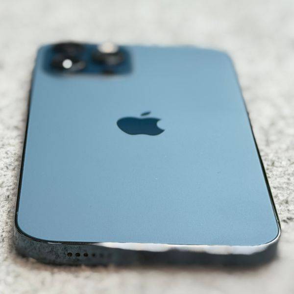 گوشی موبایل آیفون Apple iPhone 12ProMax 256GB ZA/A ( جعبه دارد )