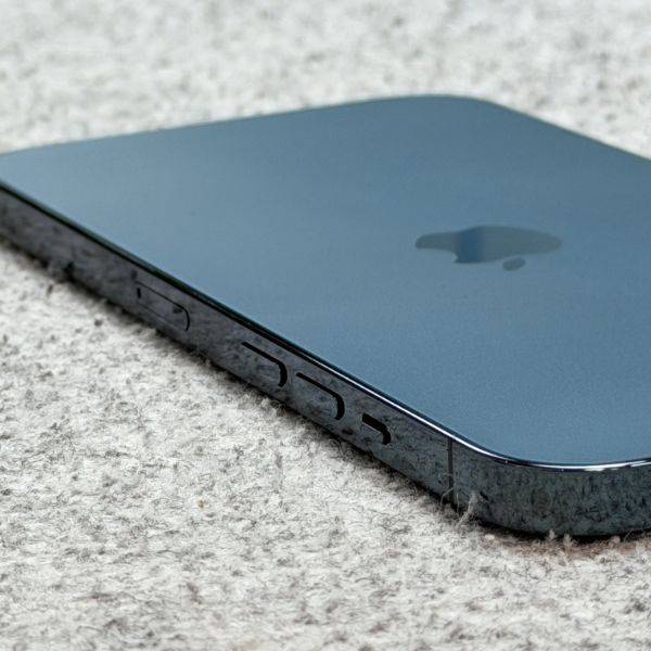 گوشی موبایل آیفون Apple iPhone 12ProMax 256GB ZA/A ( جعبه دارد )