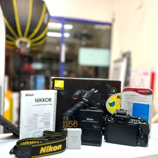 دوربین نیکون دست دوم Nikon D5600 body (22000 شات)