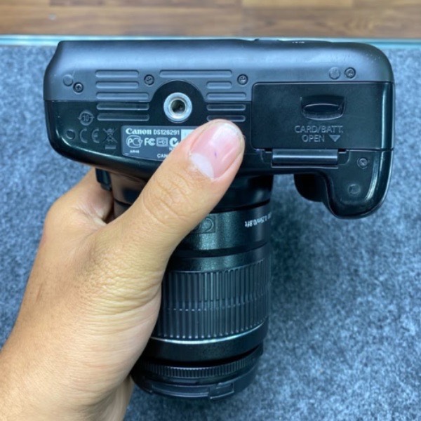 دوربین کانن دست دوم canon 1100d kit 18 55 iii (25/000 شات)