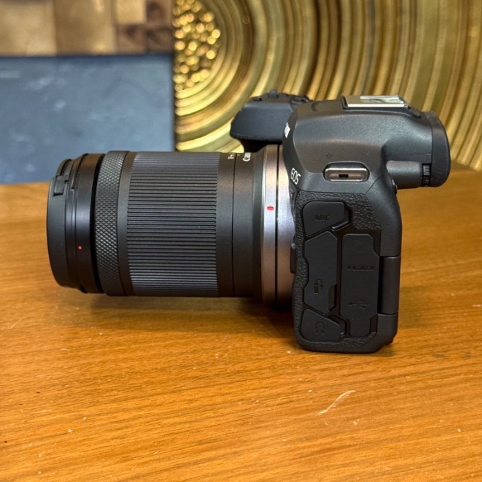 دوربین کانن دست دوم Canon EOS R7 Mirrorless Camera with 18-150mm (1000 شات)