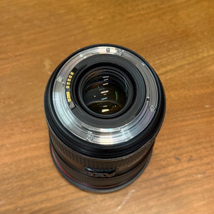 لنز کانن دست دوم Canon EF 24-70mm f/2.8L II USM (جعبه دارد)