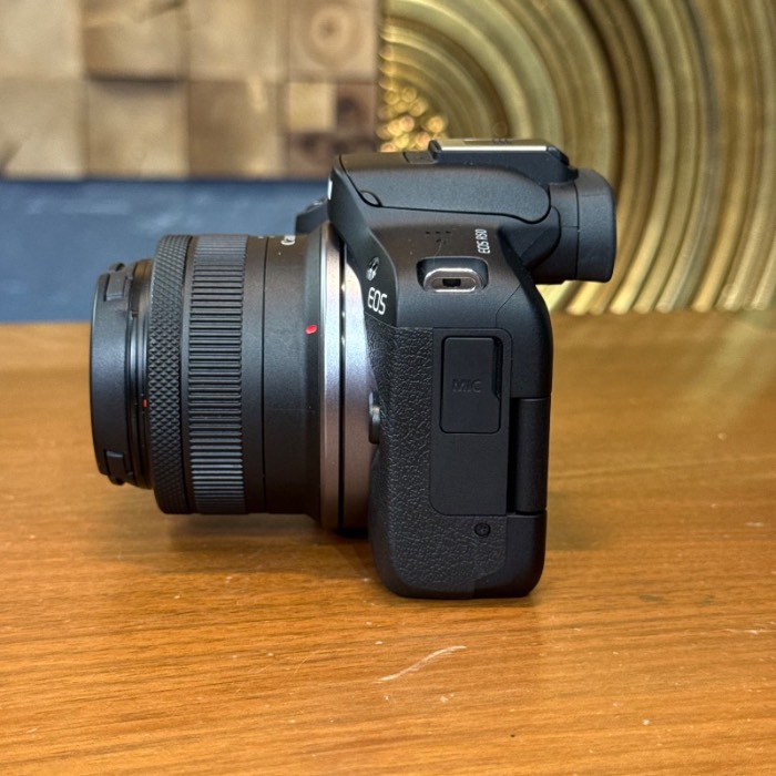 دوربین کانن دست دوم Canon EOS R50 Kit RF-S 18-45mm f/4.5-6.3 IS STM (1500 شات)