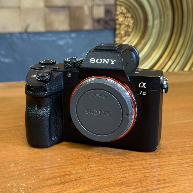 دوربین سونی دست دوم Sony a7 III Mirrorless Camera Body (27000 شات)