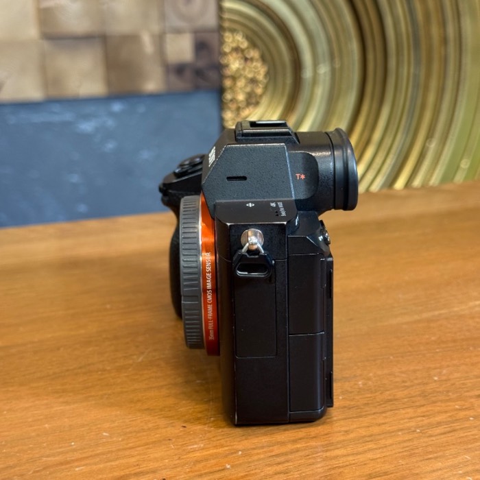 دوربین سونی دست دوم Sony a7 III Mirrorless Camera Body (27000 شات)