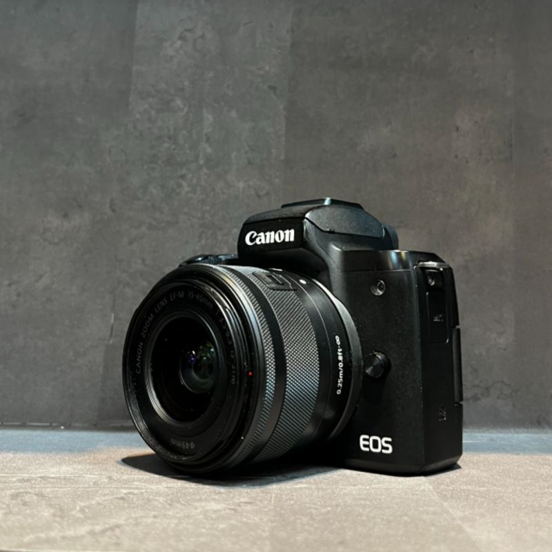دوربین دست دوم بدون آینه کانن Canon EOS M50 kit 15-45mm black (4000 شات)