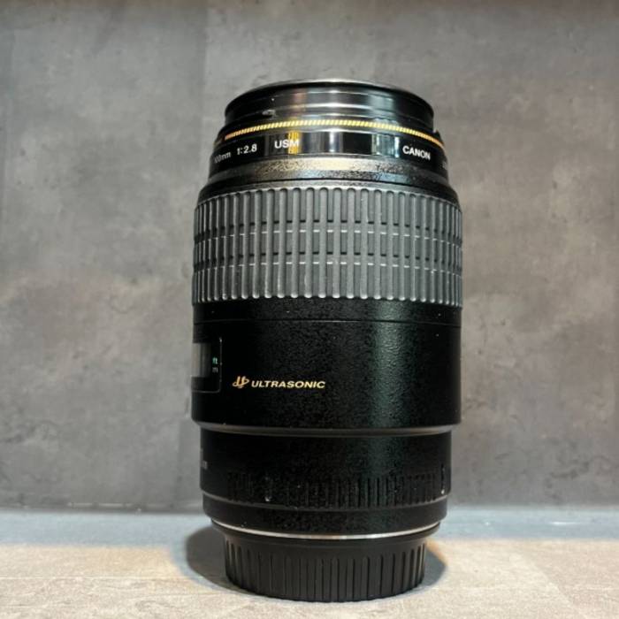 لنز دست دوم کانن Canon EF 100mm f/2.8 Macro USM (جعبه ندارد)